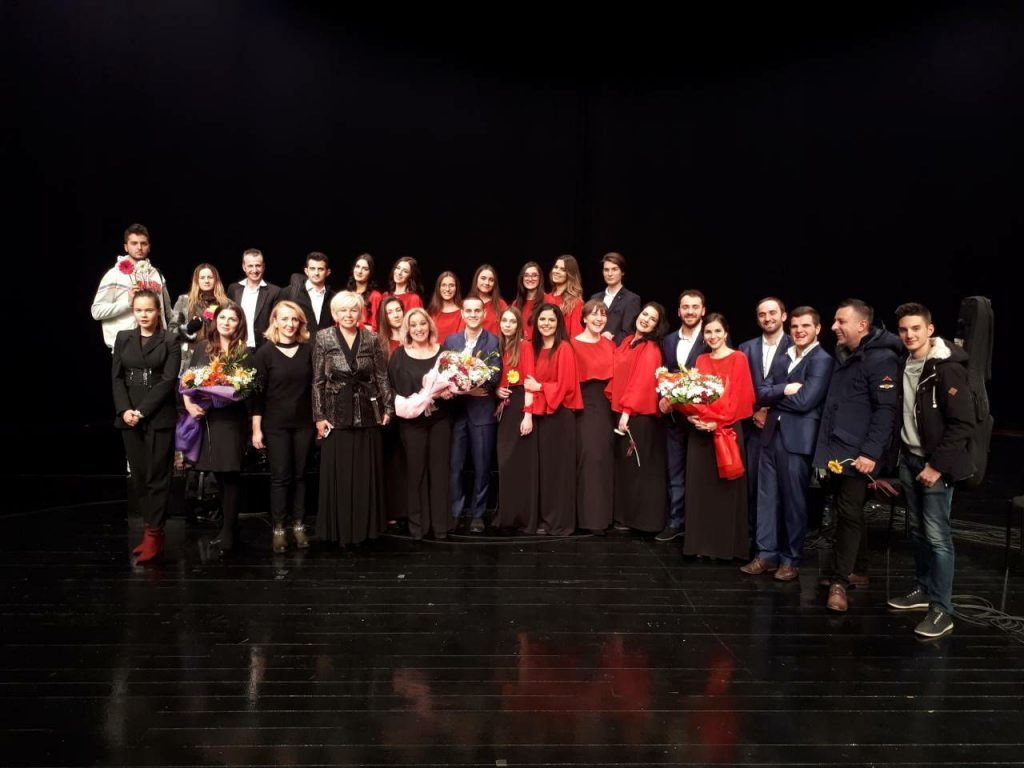 Izložba: „Ljubav kroz kapljice kiše“